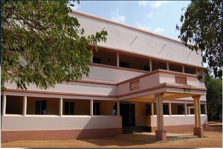 https://cache.careers360.mobi/media/colleges/social-media/media-gallery/7460/2019/3/13/Inside campus view of A Veeriya Vandayar Memorial Sri Pushpam College Poondi_Campus-view.jpg